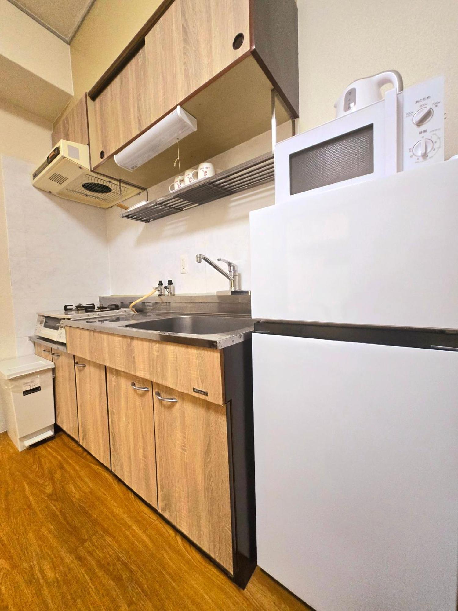 嵐 難波西 民宿 Bed And Breakfast Osaka Exterior photo